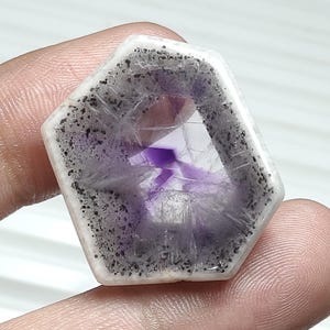 Cabochão de ametista estrela natural, pedra preciosa de ametista estrela, pedra preciosa solta, pedra preciosa de formato especial, pedra preciosa de ametista estrela polida para joias