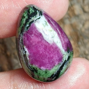 Cabochon de zoïsite rubis naturel de forme fantaisie : pierre précieuse polie pour la fabrication de bijoux (taille : 15 x 24 mm)