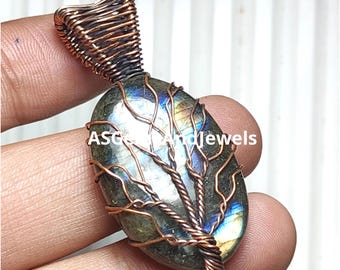 Ciondolo in labradorite di rame avvolto in filo: collana boho fatta a mano