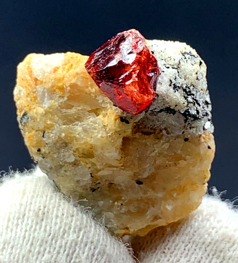 Beautiful Zircon Specimens , Natural 06 Zircon Crystals Lot 121 G