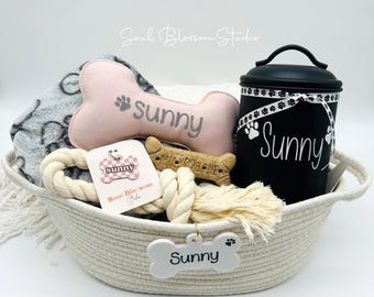 Puppy Gift basket, Personalized Dog Gift, Puppy starter package, Doggie Gift, Pet basket, Dog blanket, New puppy gift, Puppy shower gift