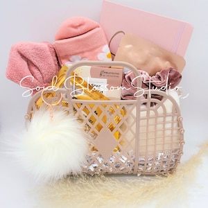 Jelly Bag Spa Gift Basket, Teen Spa Personalized, Bridesmaid gift, Hygge Gift, Sending Love, Sending Hugs