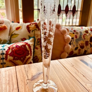 ●MODERN VINTAGE GLASS FLOWER VASE● 1934 Vases - Etsy