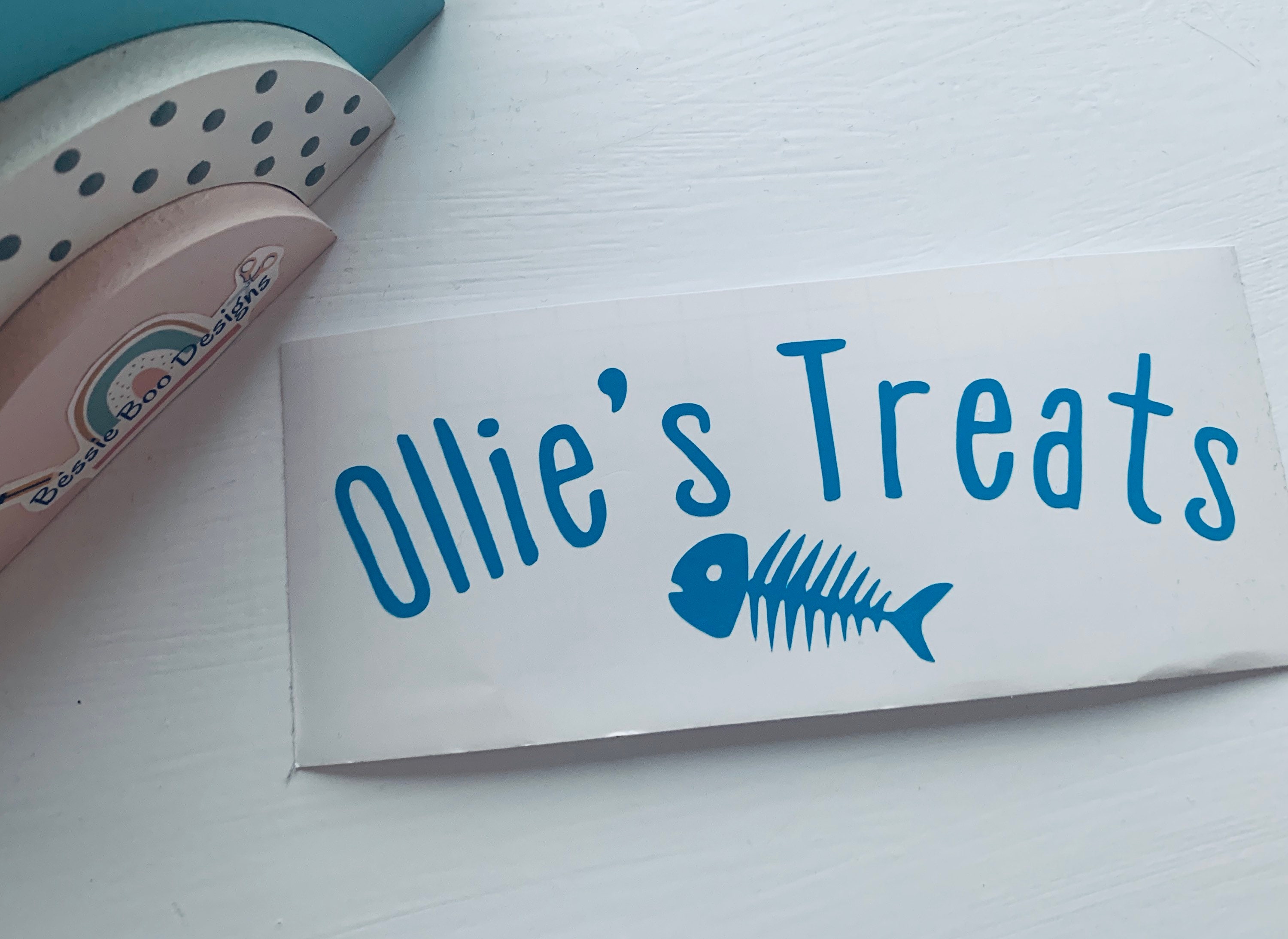 Pets - Cat Treats Labels | Cat Treats Decal | Cat Food Label | Pet labels| Custom Made Vinyl Labels | Self-Adhesive Personalised Labels