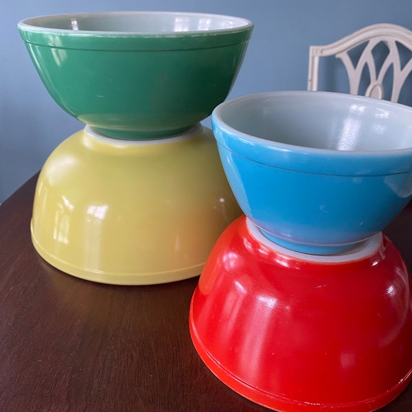 Vintage Pyrex Primary Colors Mixing Bowl Set of Four, Pyrex Nesting Bowls, Pyrex Mixing Bowls Primary Colors 1940s  #7036