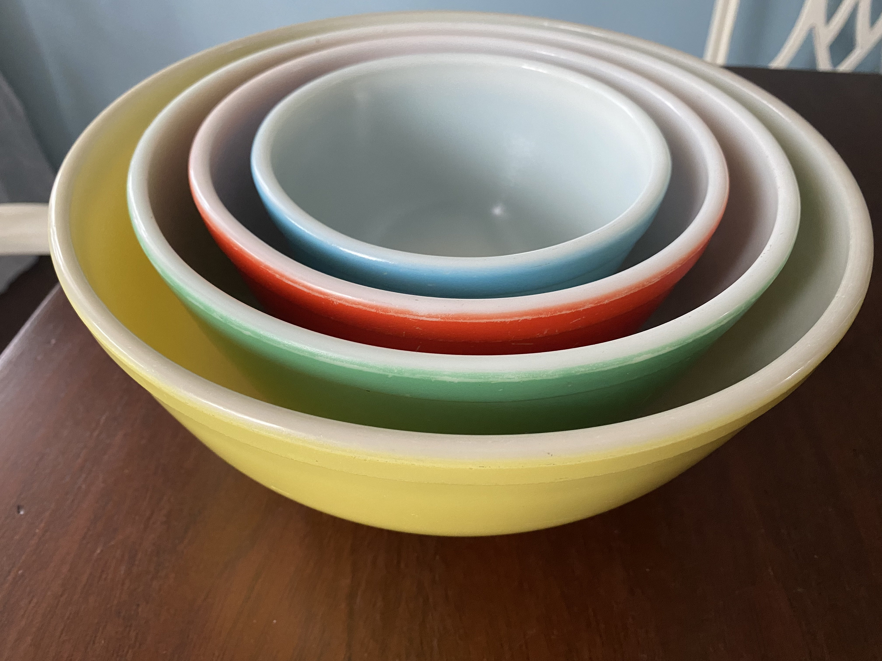 専用ページ　ビンテージ PYREX USA 蓋付　キャニスター旧ロゴ　B Vintage Pyrex Primary Colors Mixing Bowl Set of Four, Pyrex