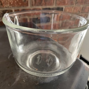 115969-001-000 - Sunbeam Stand Mixer Large 4 Quart Glass Mixing Bowl