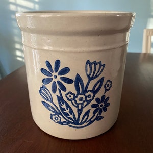 Western Stoneware Crock, Western Blue Flower Crock, Western Half Gallon Crock, Vintage Western Crock  #7516