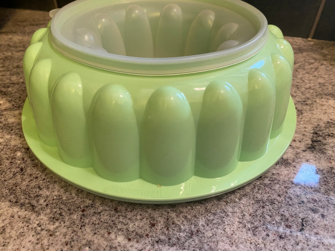 Tupperware Jelring® Jello / Gelatin Ring Mold 1202 Jadeite Green 7523 Etsy