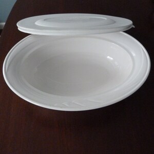 Corning Ware Casual Elegance L-23 White Floral Flora Round Casserole Serving Platter