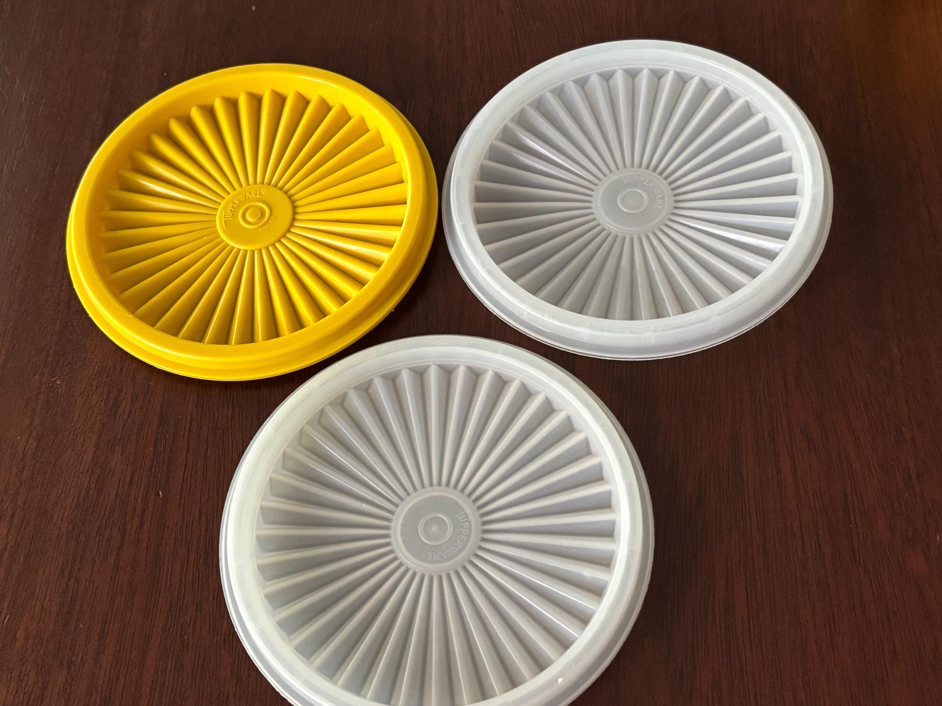 Tupperware 886 & 1323 Bowls, Set of 3, Tupperware Brown Bowl