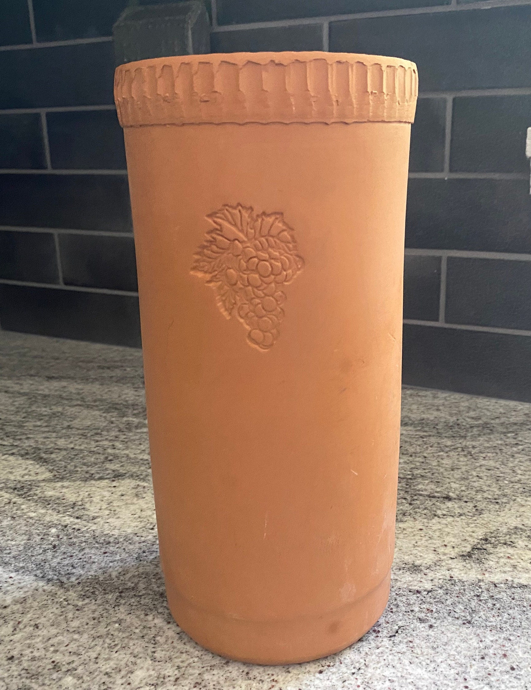 Clay wine cooler with Mediterranean charm