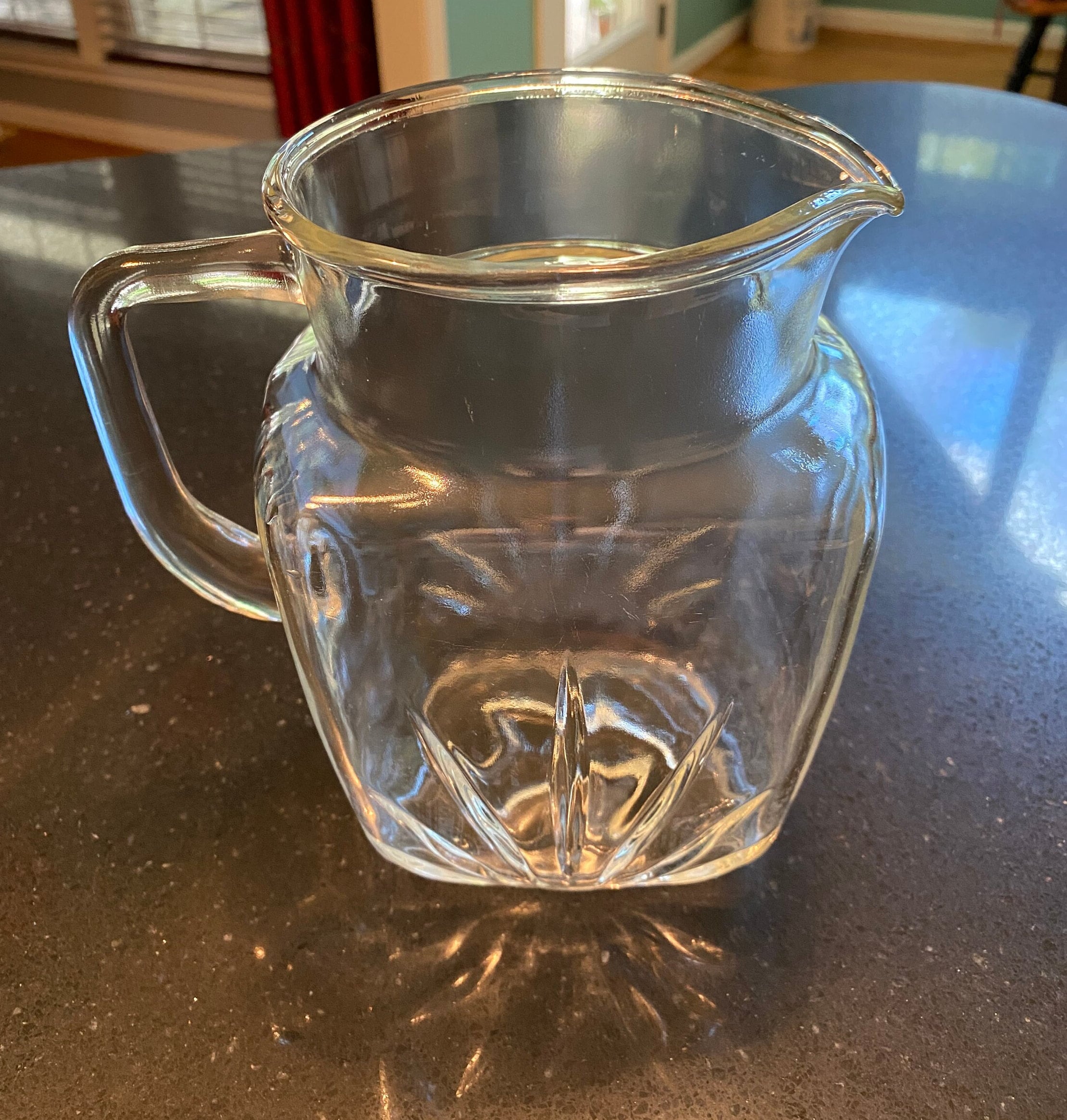 Solid Glass Draft Beer Pitcher – Cheers All