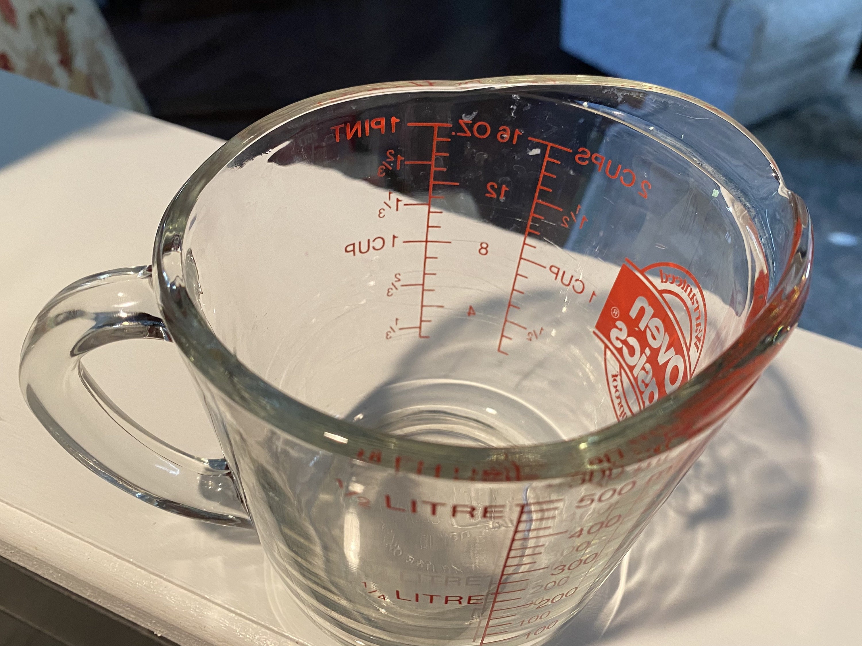 Vintage Anchor Hocking / Fire King #498 2 Cup Measuring Cup / Red