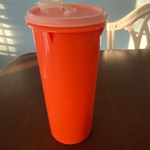 Tupperware Slimline Pitcher, Tupperware 282, Tupperware 282-Tall Slim Cannister with Pour Spout Lid, Tupperware Juice Pitcher  #7504