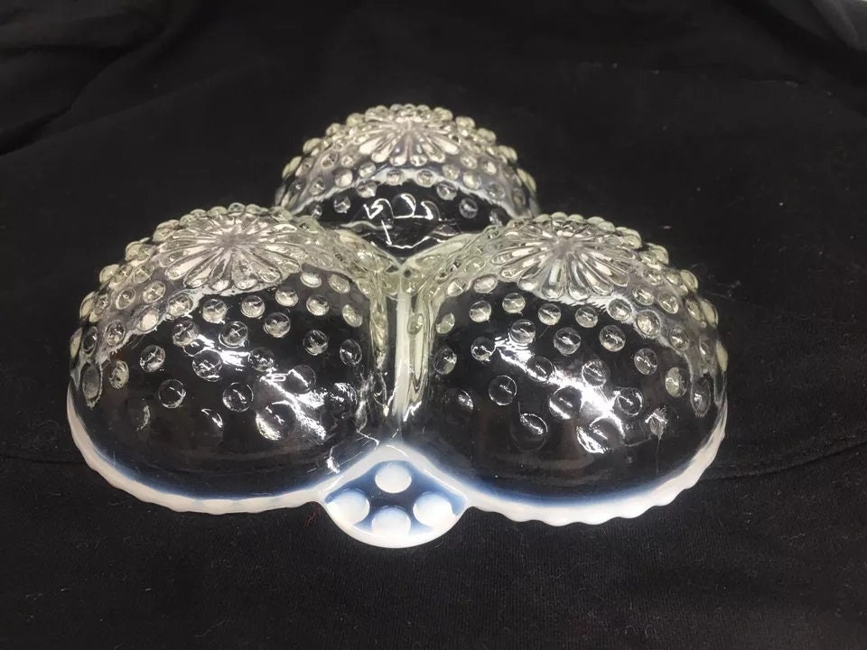 フェントン オパールセント ムーンストーン ホブネイル 分割皿 3