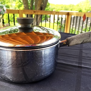 Revere Ware 2 Qt. Tri Ply Stainless Steel SaucePan with Lid, Revere Ware 2 Qt Saucepan Stainless Steel, Revere Ware Clinton IL  #8521