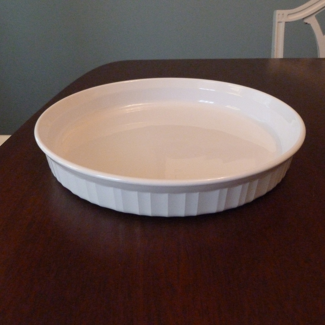 Corning Ware French White F3B Quiche Dish, Corningware French White