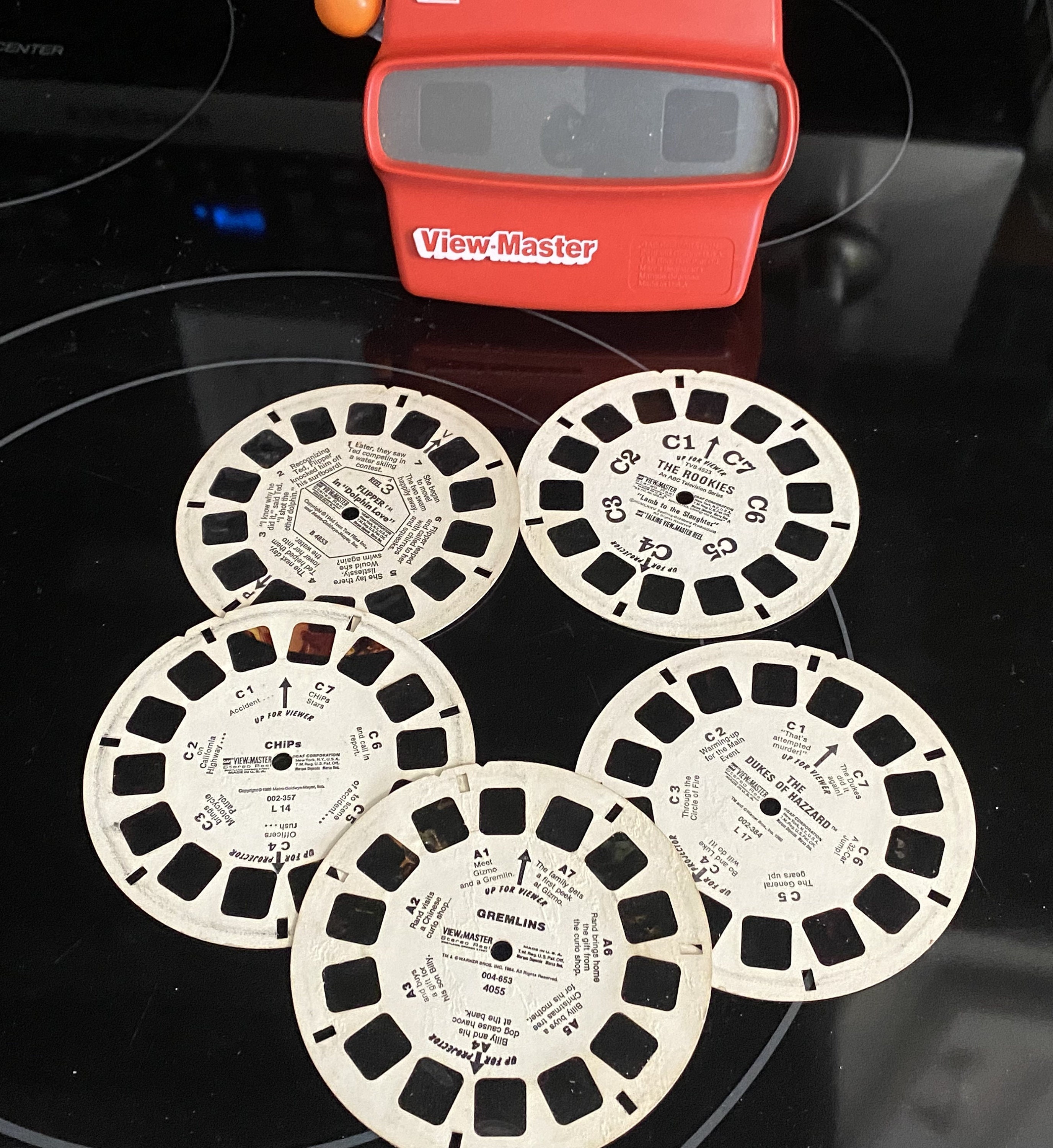 ViewMaster Classic Rescue Heroes Gift Set - Virtual Viewer and Reels