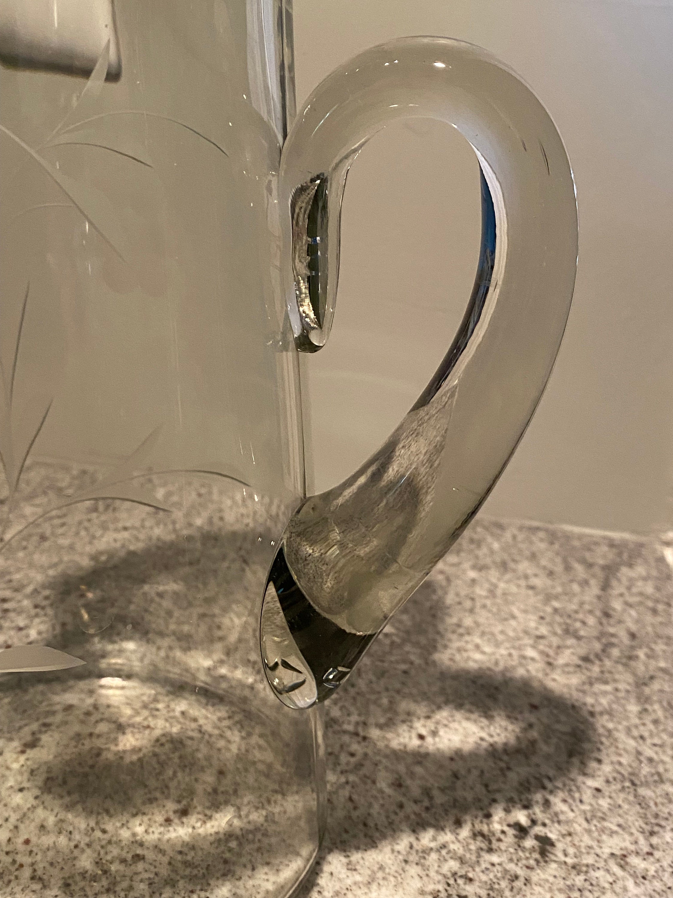 Elegant Clear Glass Pitcher With Crystal-cut Daisy Pattern