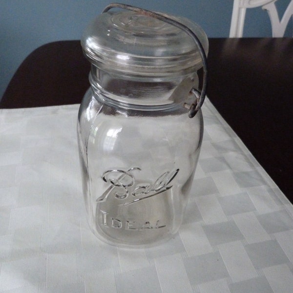 Ball Ideal 1 Quart Canning Jar with Glass Lid and Metal Bail Wire Closure   #2384