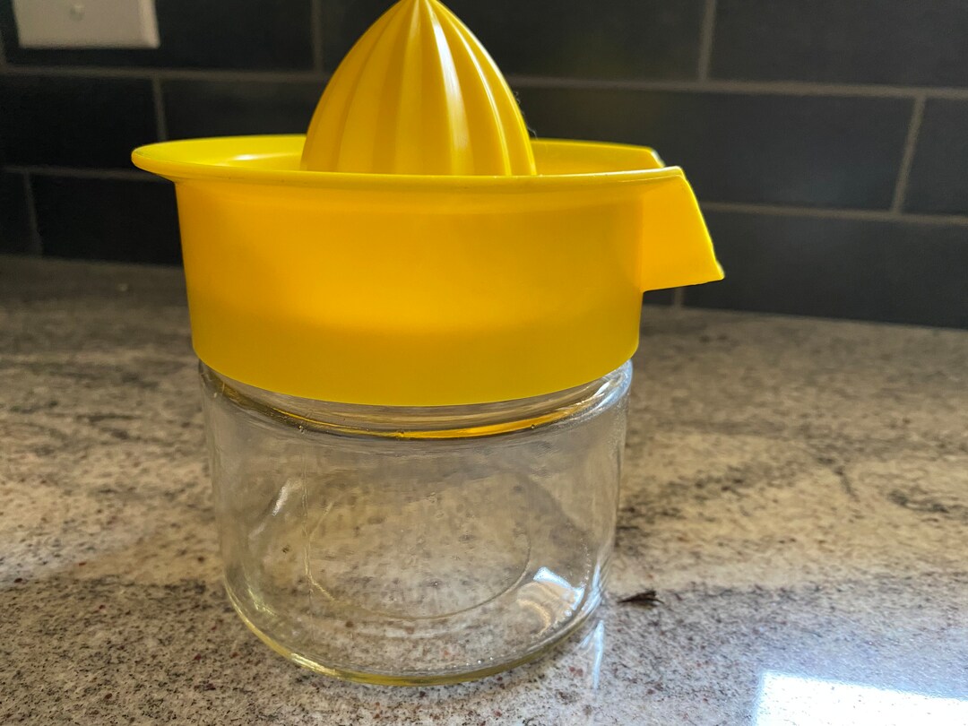 Vintage Clear Glass Citrus Juicer/reamer & Pour Spout Gemco Etsy