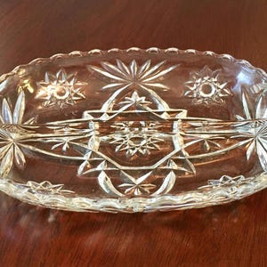 Early American Prescut Clear 2 Part Divided Relish, Star of David Relish Dish  - by Anchor Hocking  #8408