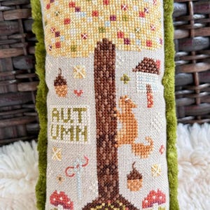 Autumn Squirrel Cross Stitch Pattern – Fall Woodland Tree – Seasonal Design -  Autumn Tree Sampler | Cozy Fall Decor | PDF Chart