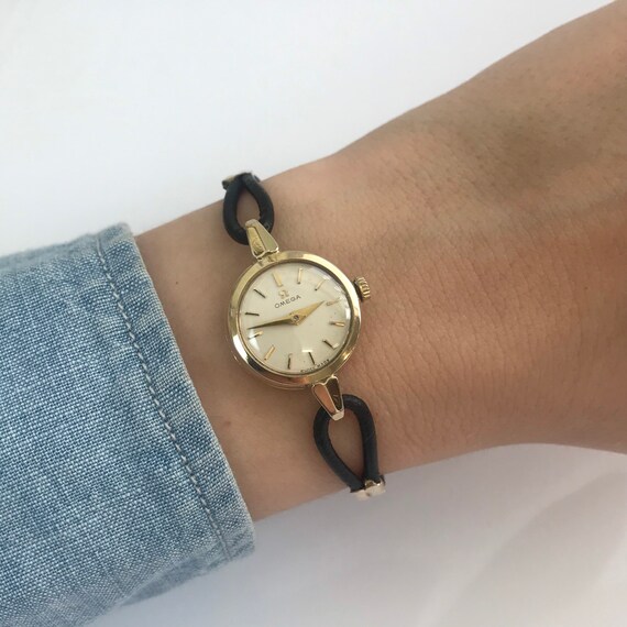 OMEGA Ladies Vintage Gold Plated 