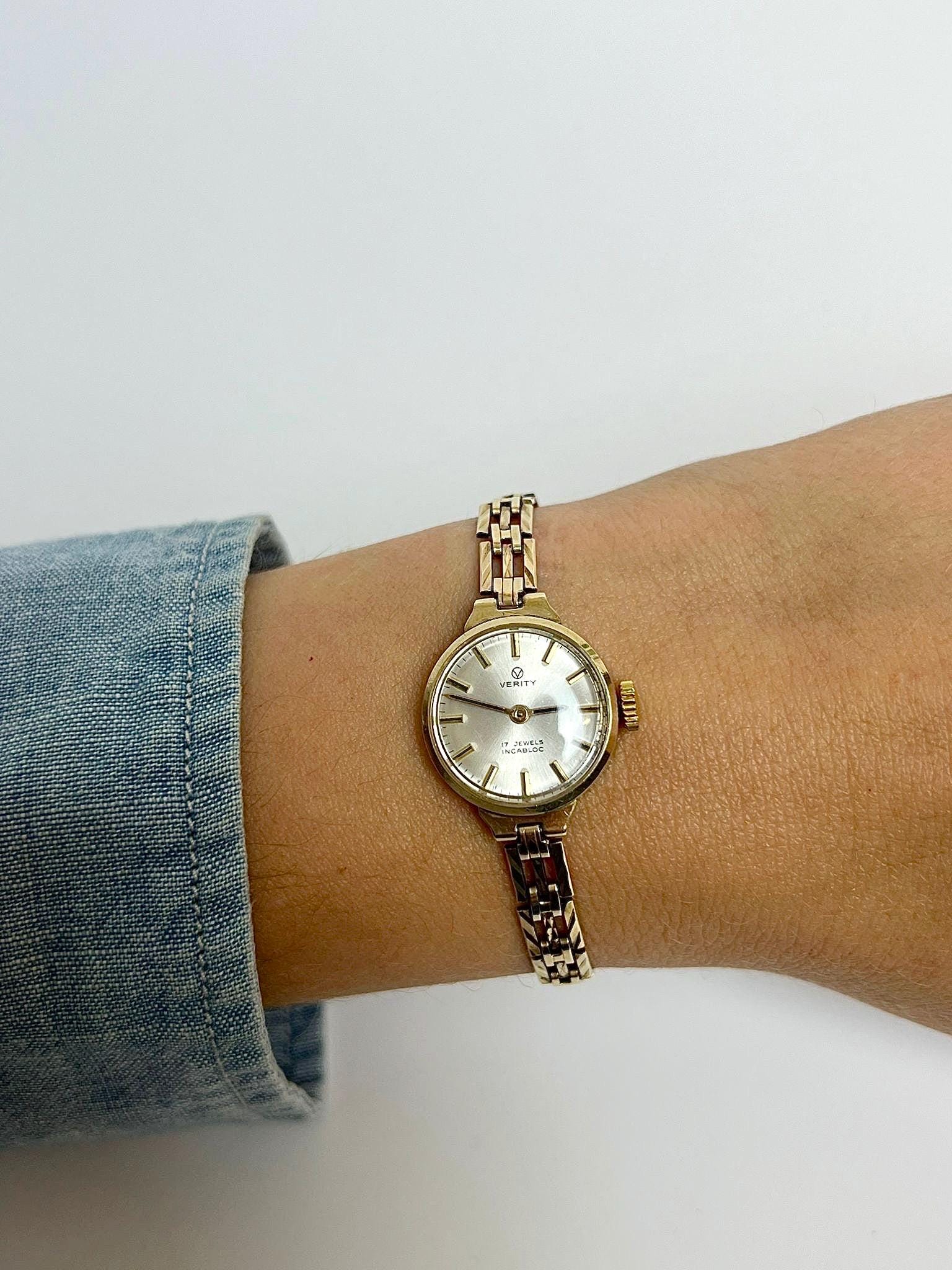 Ladies solid 9ct gold watches new arrivals