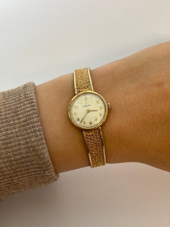 Omega Ladies Gold Plated Textured Bracelet Watch Vintage Woman main image 3