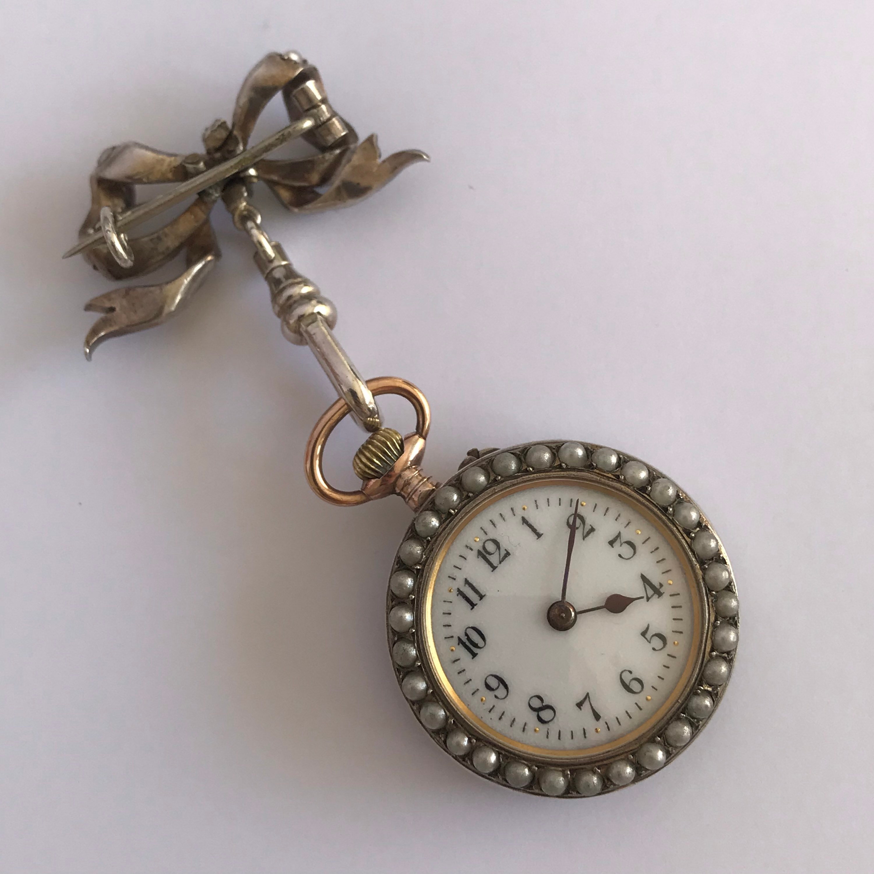 Pearl pocket watch outlet