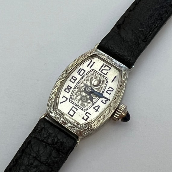 18k White Gold Tonneau Shaped 'Invicta' Ladies Co… - image 1