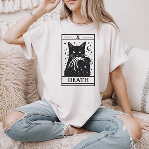 Carte de tarot chemise chat noir, T-shirt mort tarot, chemise chat sorcière, cadeau chat effrayant, chemise chat noir Halloween, cadeau pour amoureux des chats, t-shirt Halloween