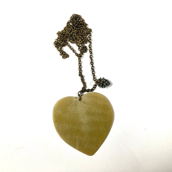 Kette Halskette echtes Blatt echte Pflanze in Herz Form mit kleinem Messing Zapfen