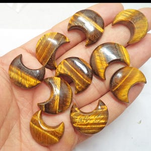 Crescent moon Cabochons Tigers Eye Moon,  Crescent Moon Carving Stone, Gemstone Moon, Crystal Moon  Tigers Eye Stone 24 mm