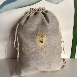 Bestickter Leinenbrotbeutelhalter mit Krawatten, personalisierte Bio-Leinenbeutel für selbstgemachtes Brotbäckergeschenk, individuelle Weihnachtsgeschenktasche
