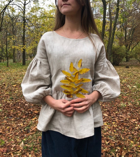ruffle bottom blouse