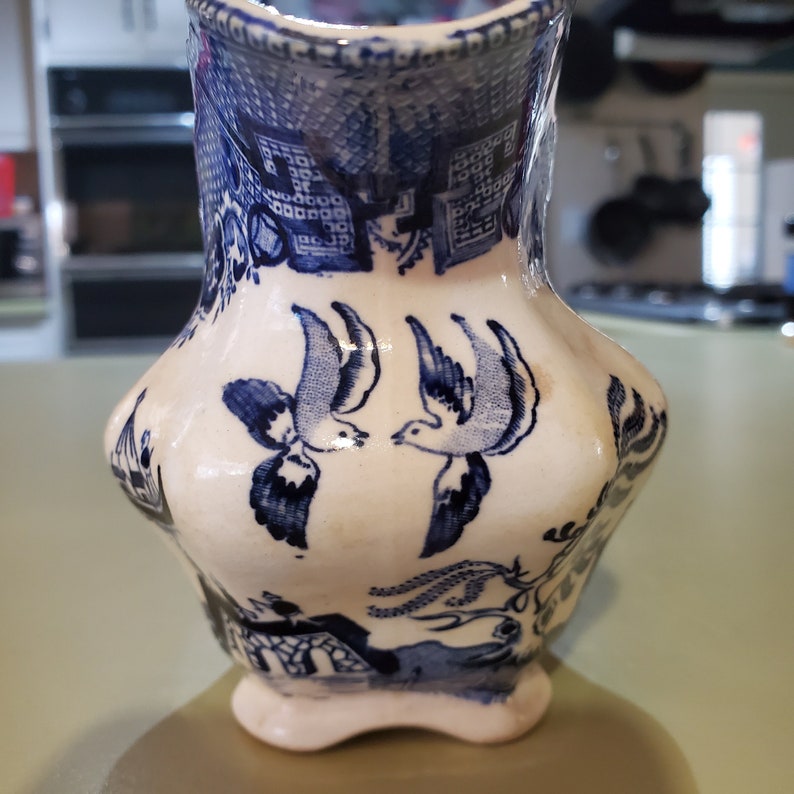 Buffalo Pottery 1909 Blue Willow Pattern Gravy Boat Etsy