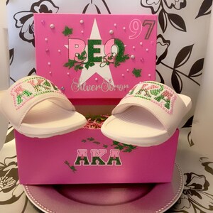 Bling Converse, Birthday Converse, Chucks and Pearls, Wedding Converse, Custom Converse, Bling Chucks, Bling All Star, Birthday Chucks