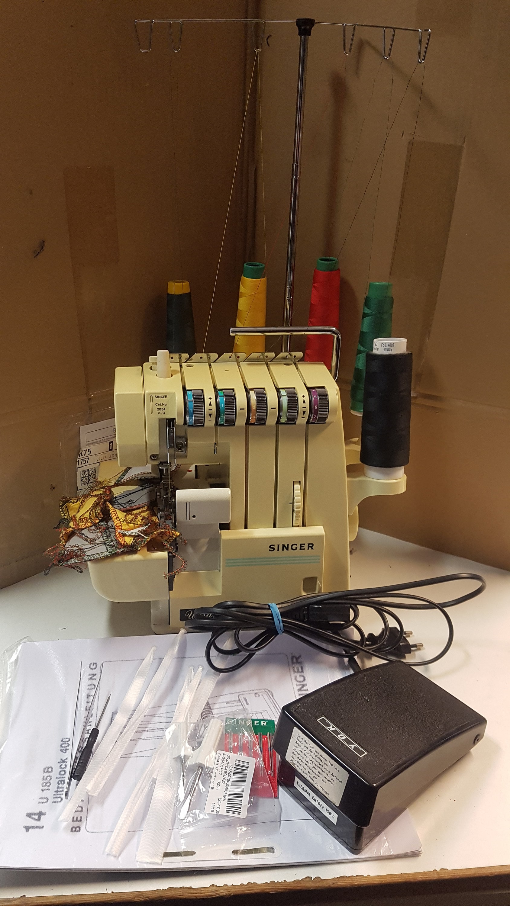 Singer Ultralock 400,14U185, Safety 5 Thread Overlock
