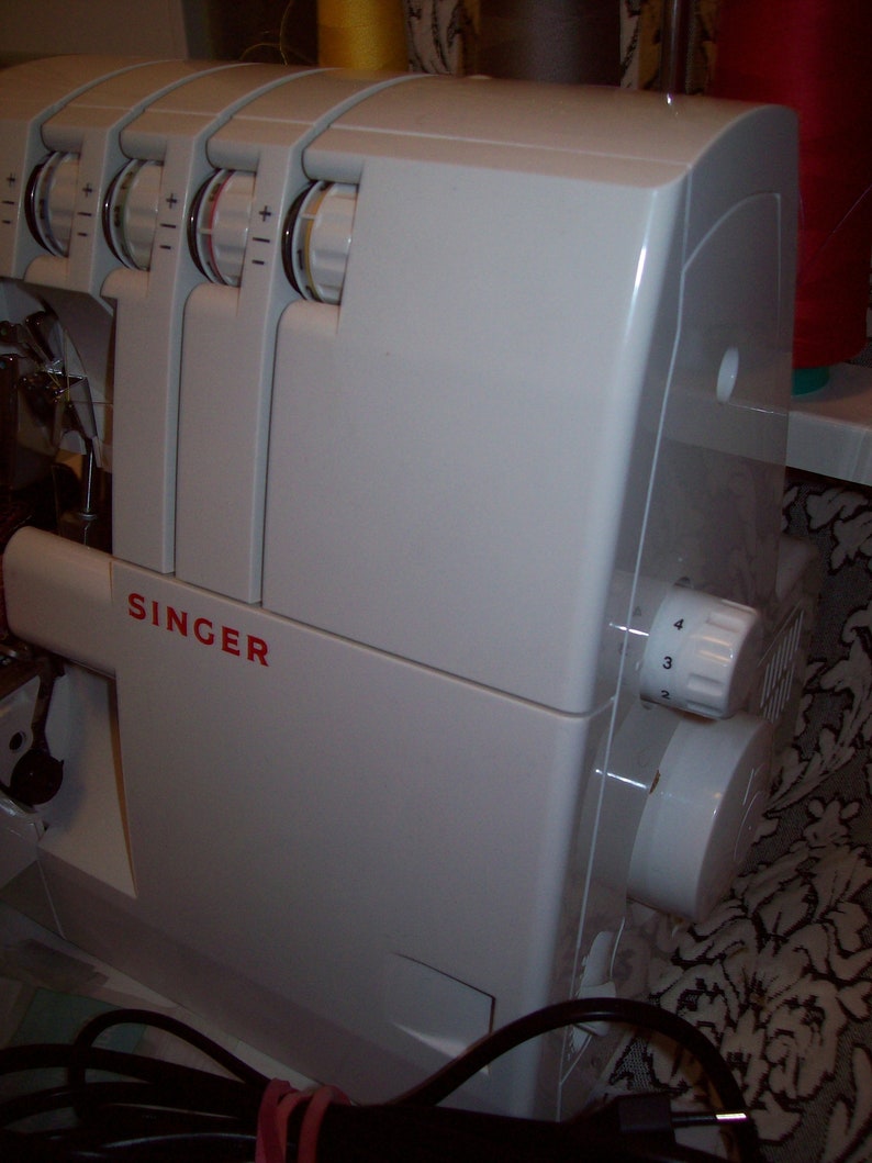 Máquina de coser Overlock Singer 14SH754 2/3/4 hilos, diferencial imagen 4