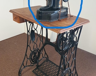 Vintage bontnaaimachine uit 1925, bontwerkersmachine, Head Singer 46K49