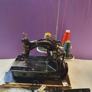 Vintage Mauser Special täcksömssymaskin, 3 trådar, 2 nålar