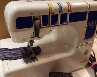 Máquina de coser Elna 444 Coverlock