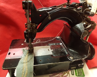 Vintage sewing machine Mauser Spezial