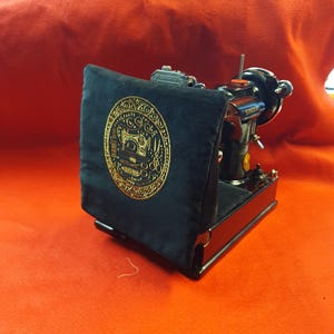 Singer Featherweight 221,222 manga protetora acolchoada para braço bordado em veludo, capa