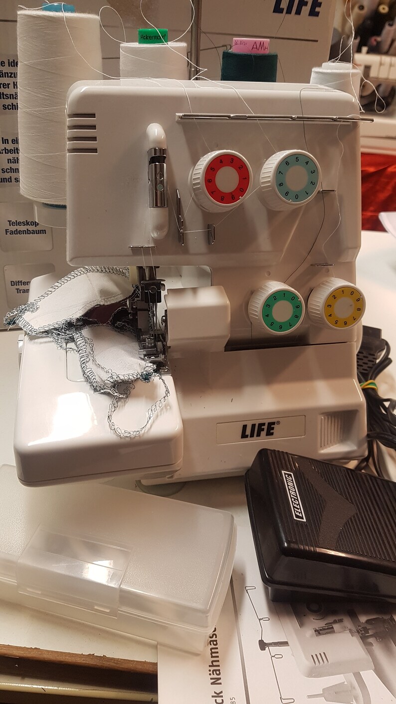 Life Medion MD 10685 shops Overlock Sewing Machine 3/4 Thread, Differential Transport