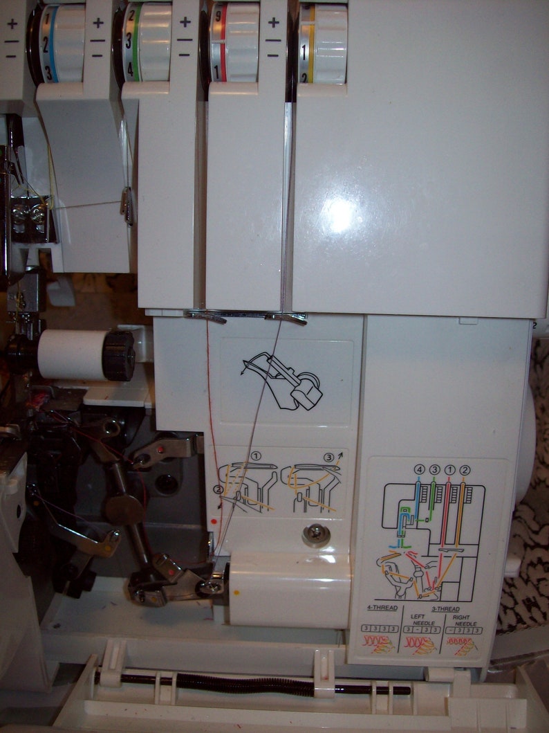 Máquina de coser Overlock Singer 14SH754 2/3/4 hilos, diferencial imagen 6