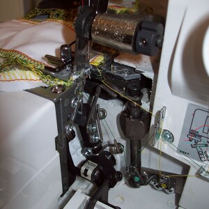 Overlock Powerstar Medion MD 10685, máquina de coser 3/4 hilos, diferencial imagen 2